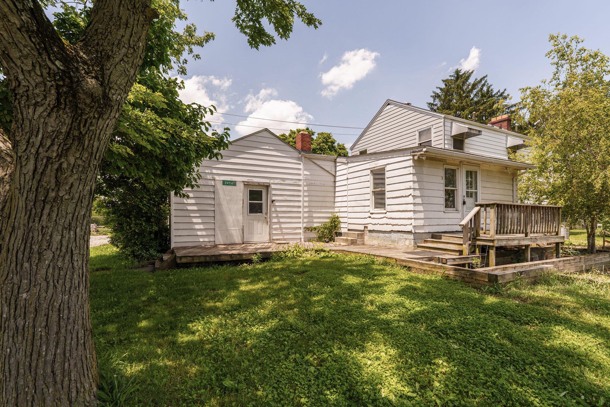 226024411 Property Photo 39