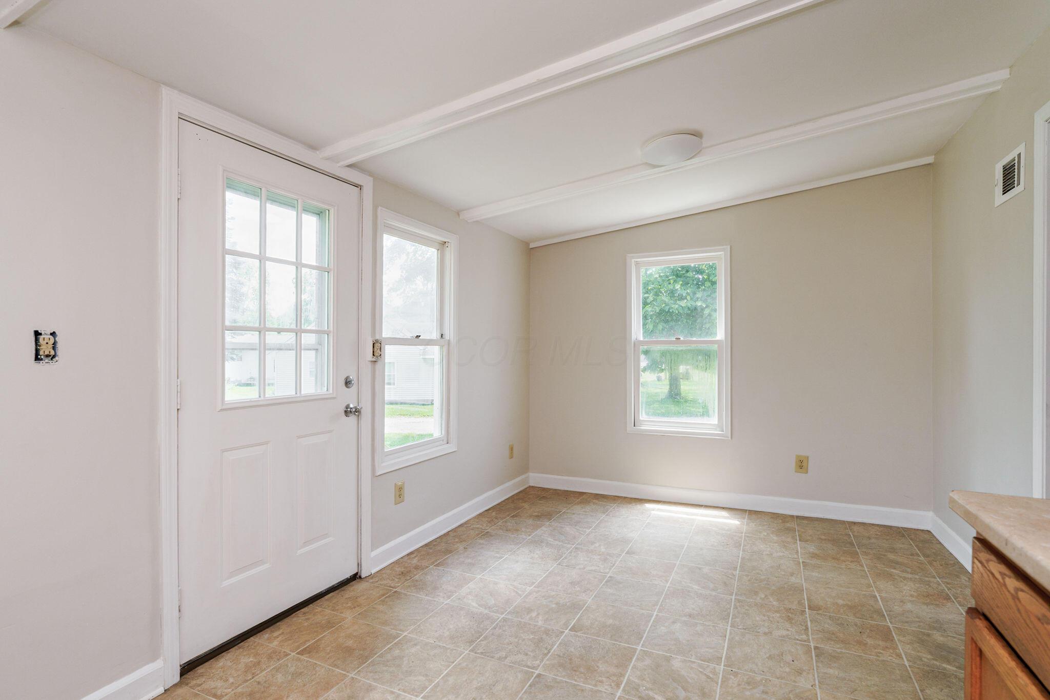 226024411 Property Photo 42