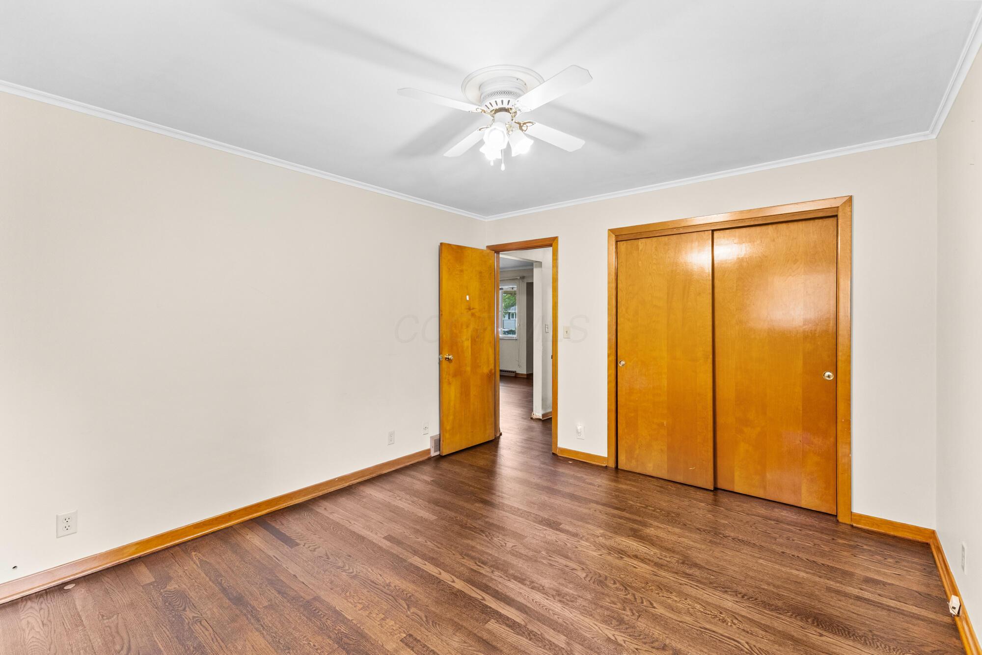 1470 Cottingham Court E Property Photo 15