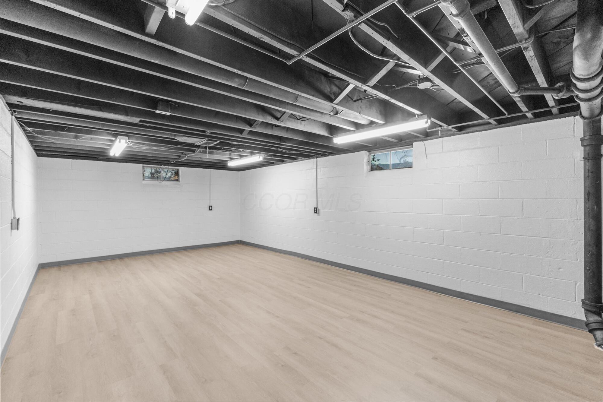 1470 Cottingham Court E Property Photo 20