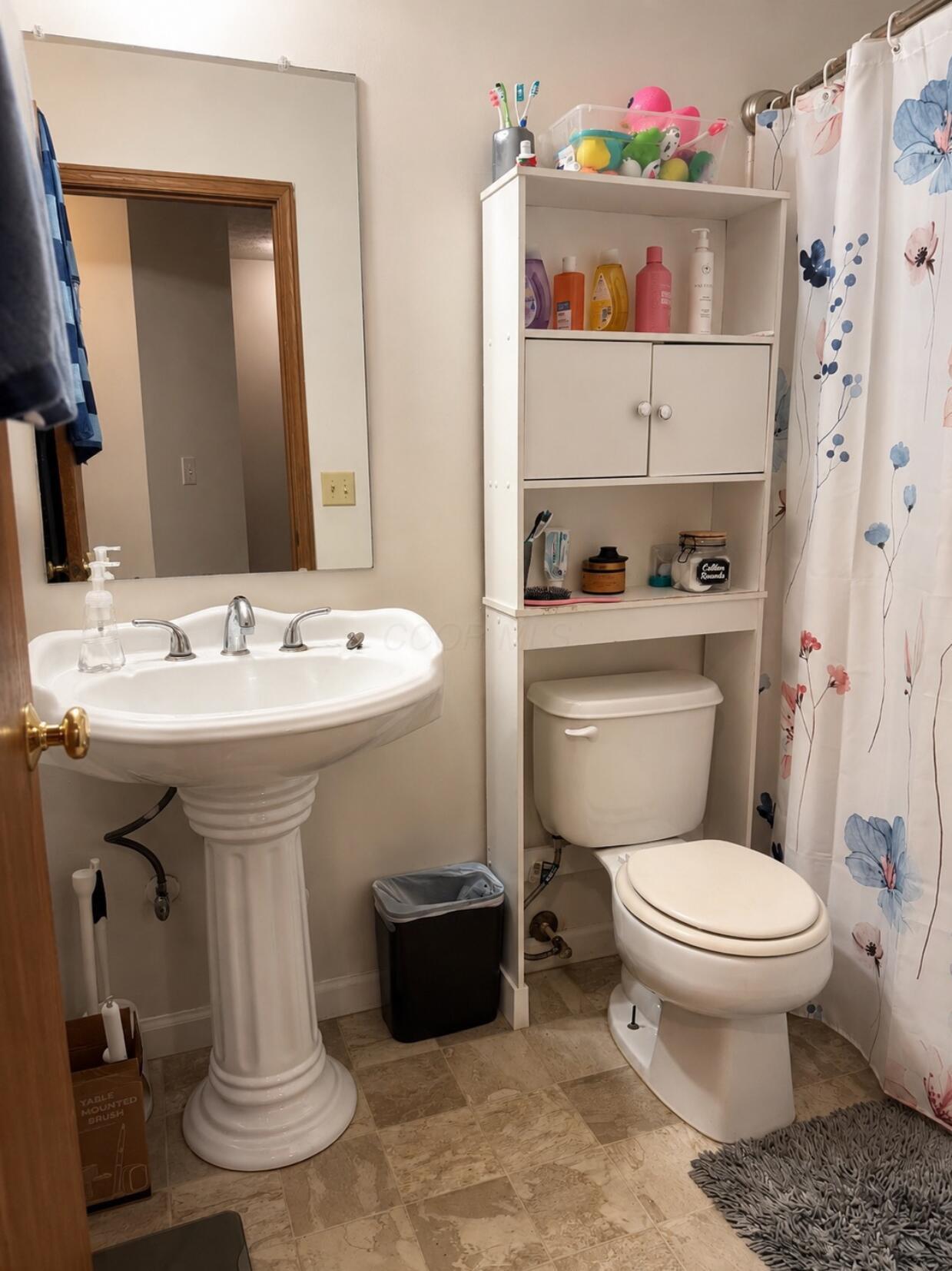 3998 Garrard Drive Property Photo 9