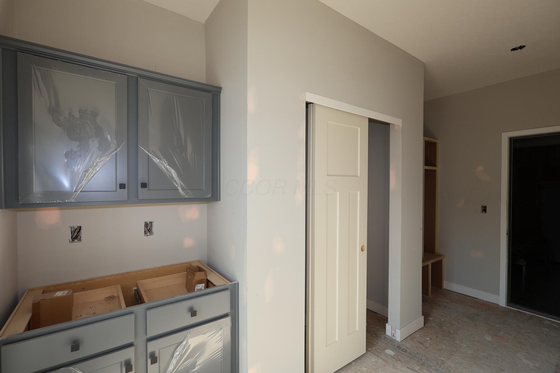 1735 Kenneth Drive Property Photo 9