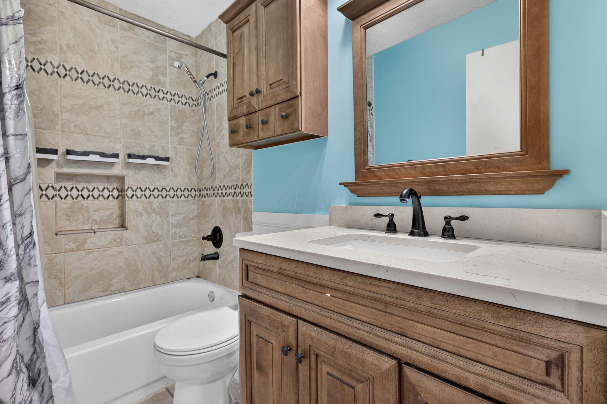 811 Wallinger Drive Property Photo 21