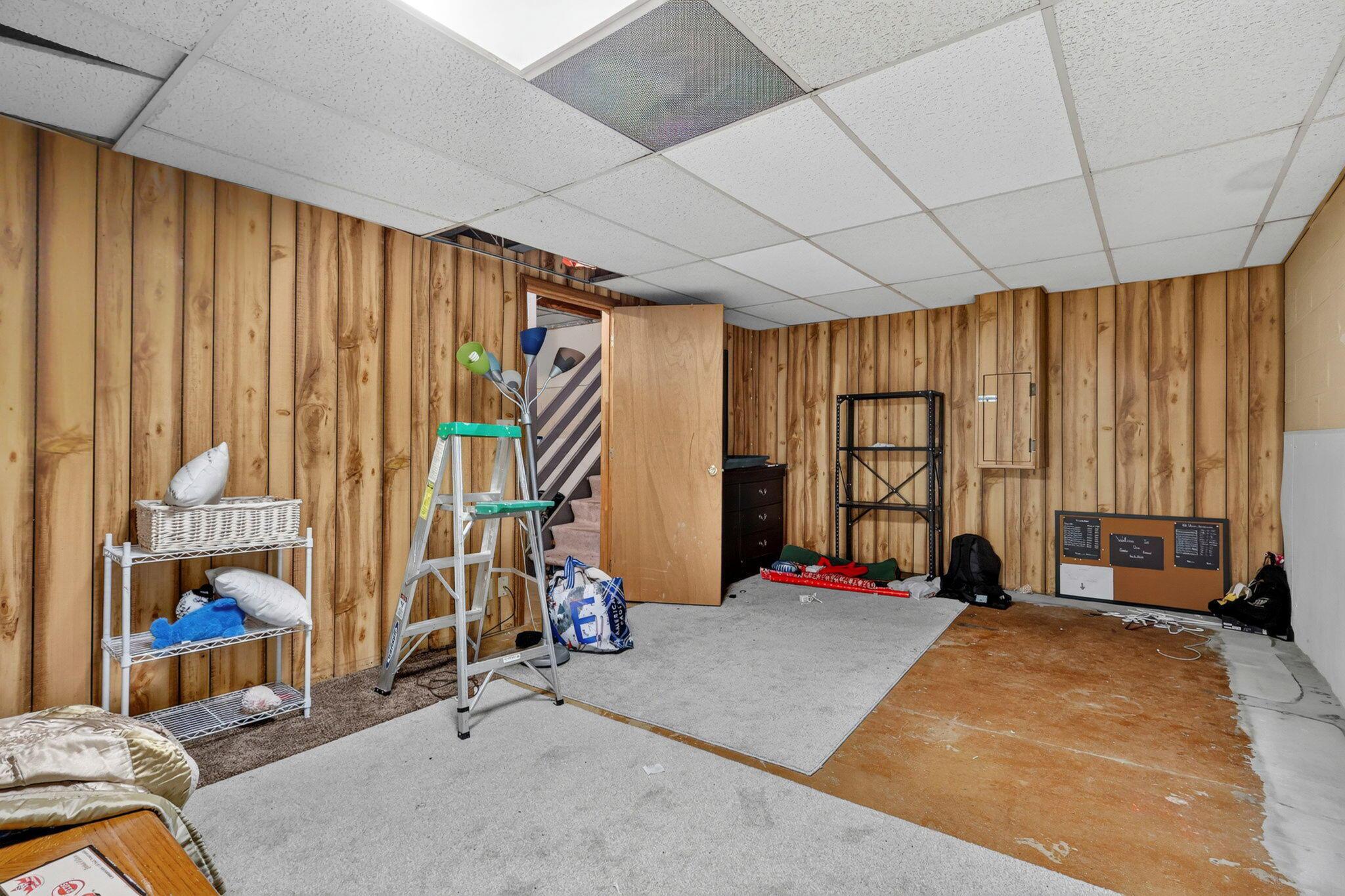 811 Wallinger Drive Property Photo 31