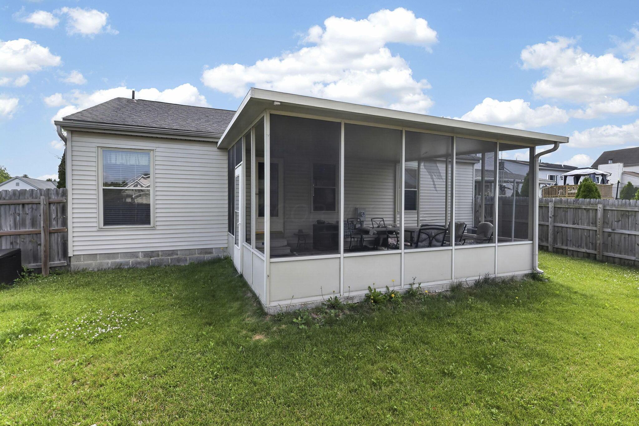 811 Wallinger Drive Property Photo 36