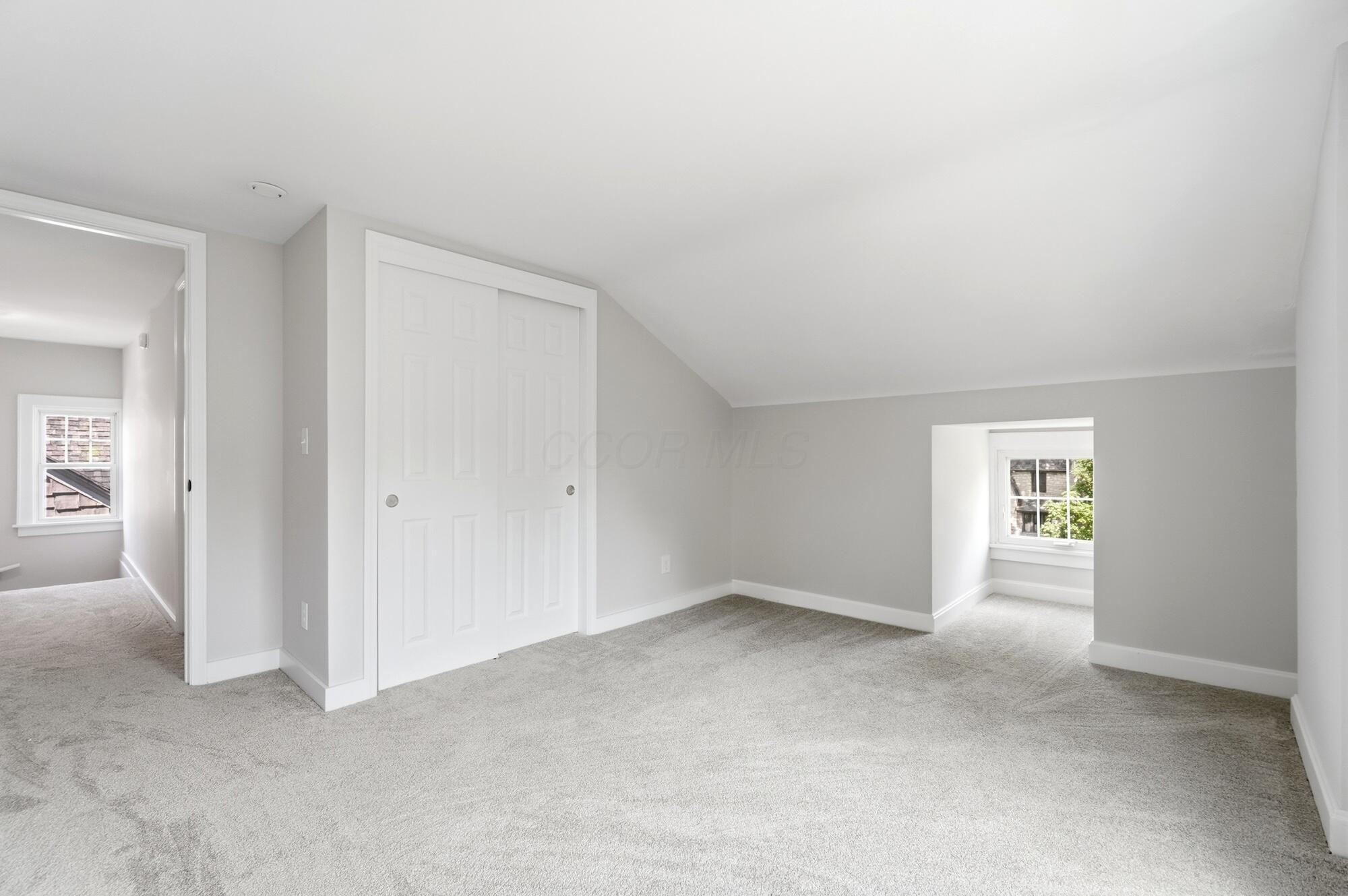 49 S Cassady Avenue Property Photo 42