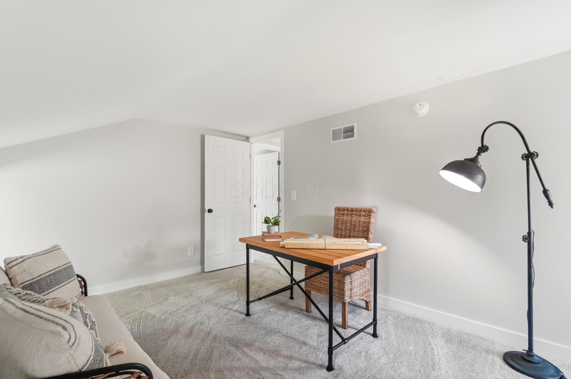 49 S Cassady Avenue Property Photo 43