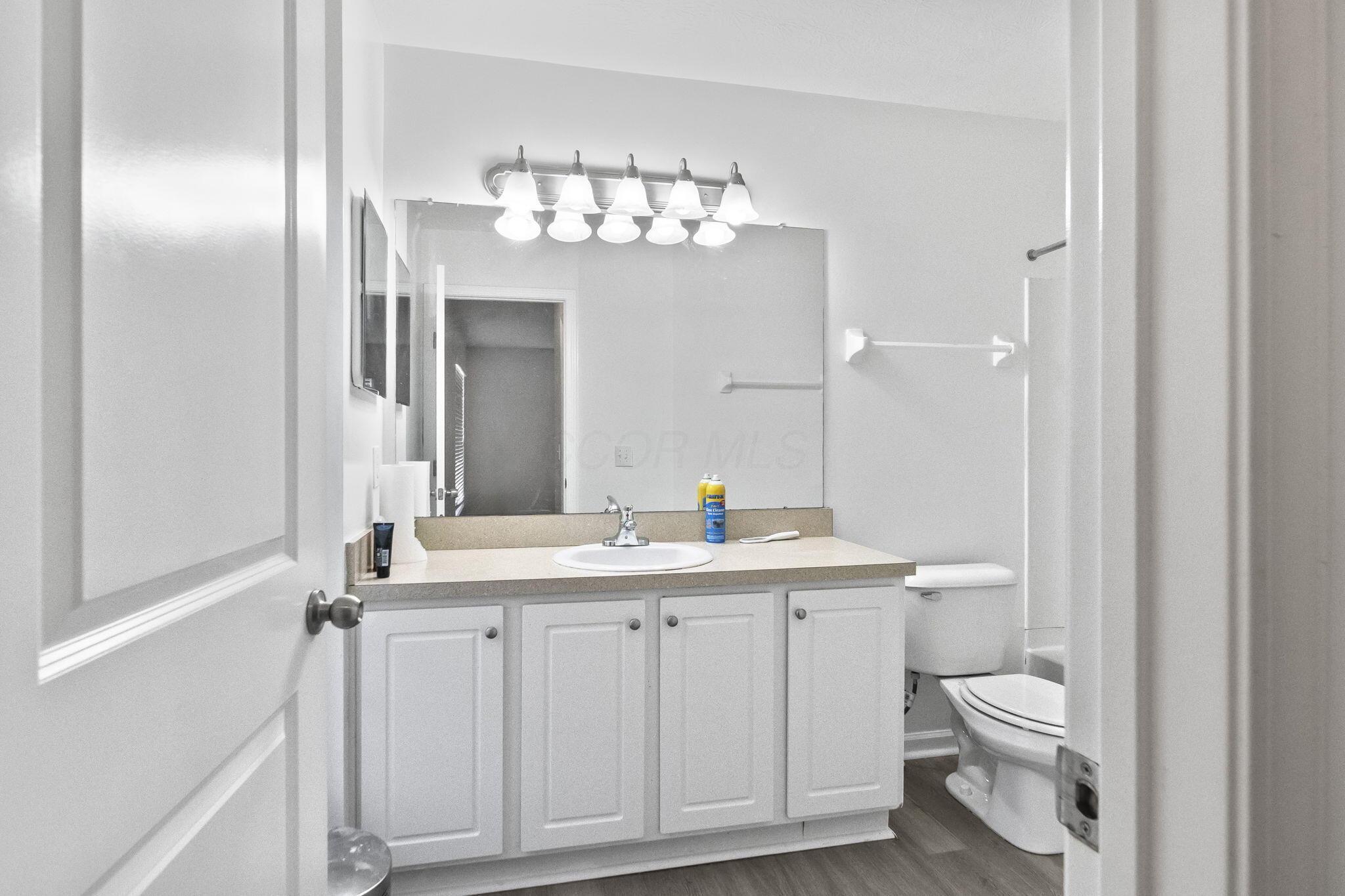 3681 Fish Hawk Landing, 15 Property Photo 26