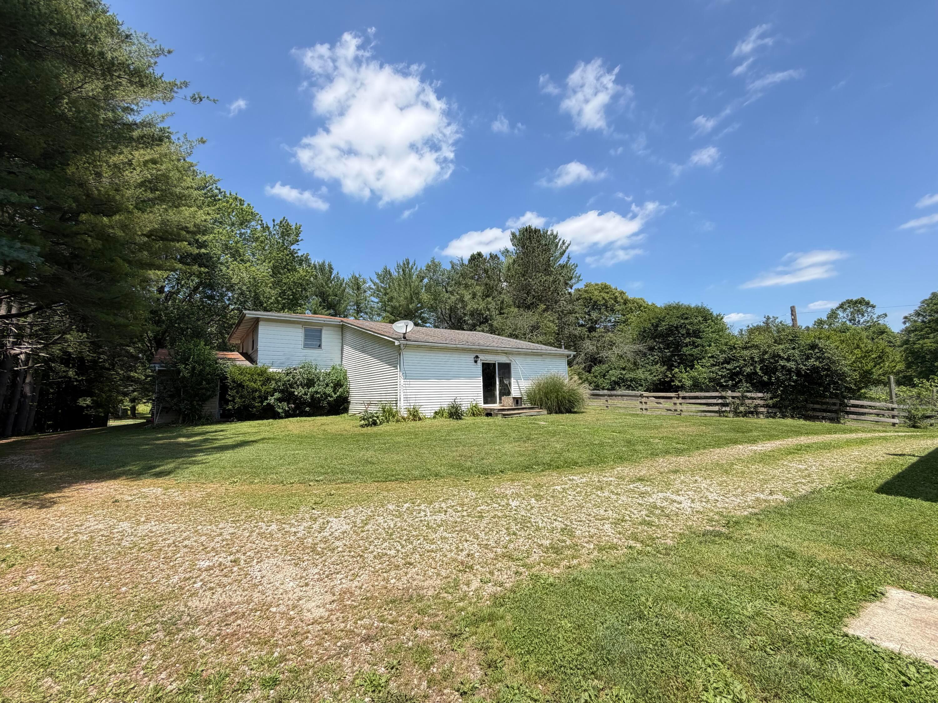 13950 State Route 664 S Property Photo 3