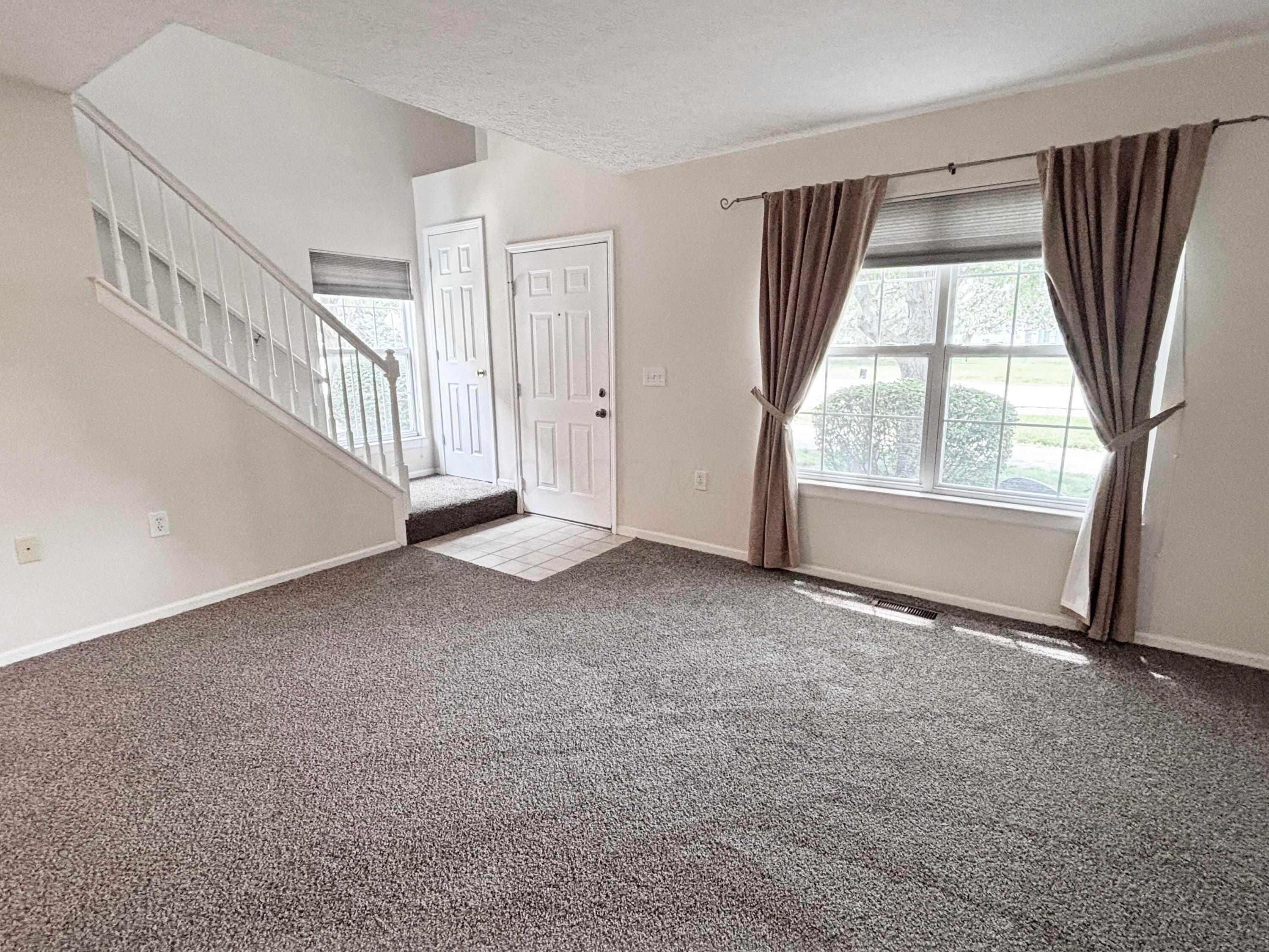 3015 Glenloch Circle Property Photo 6