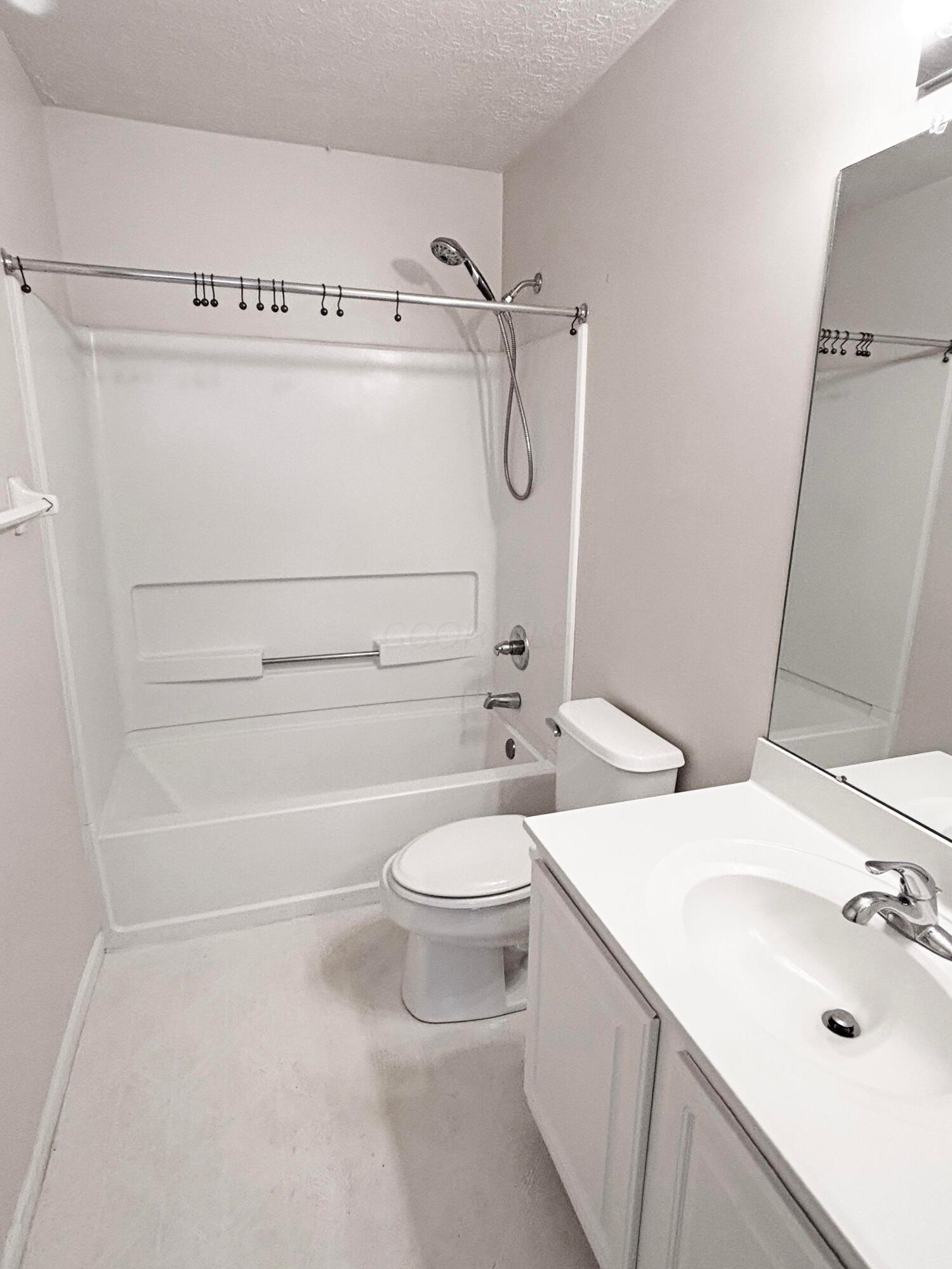 3015 Glenloch Circle Property Photo 32