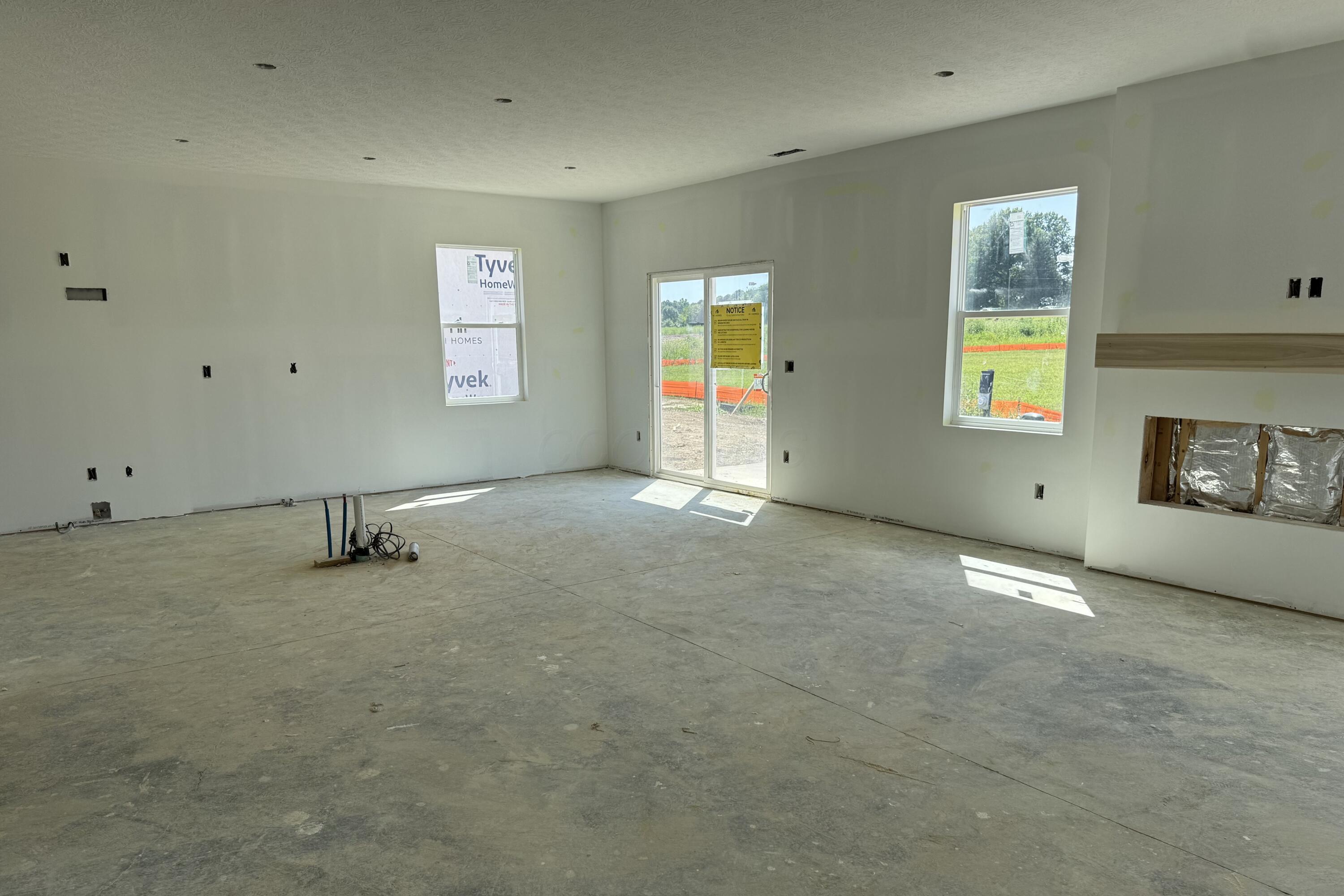 1024 Dawsons Drive Property Photo 4