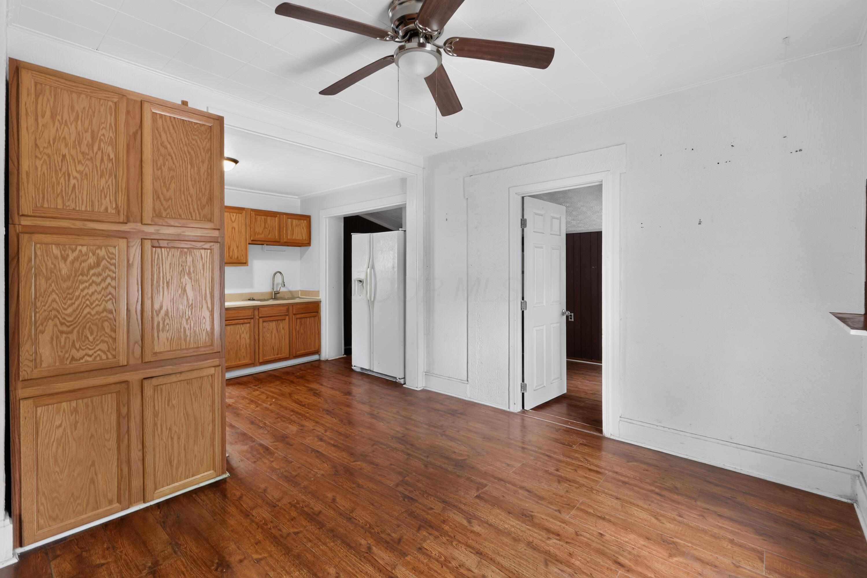 2614 Berrell Avenue Property Photo 8