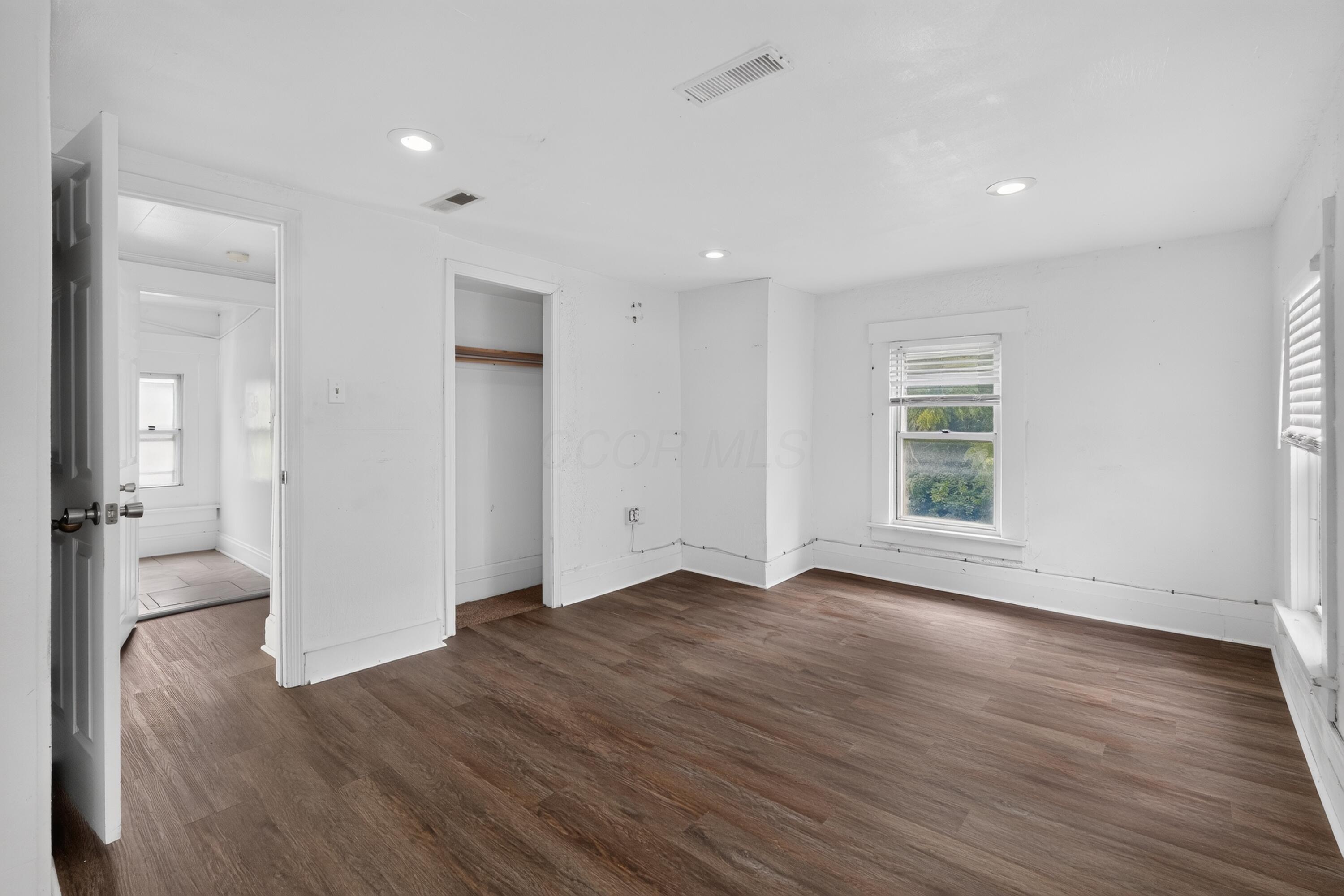 2614 Berrell Avenue Property Photo 12