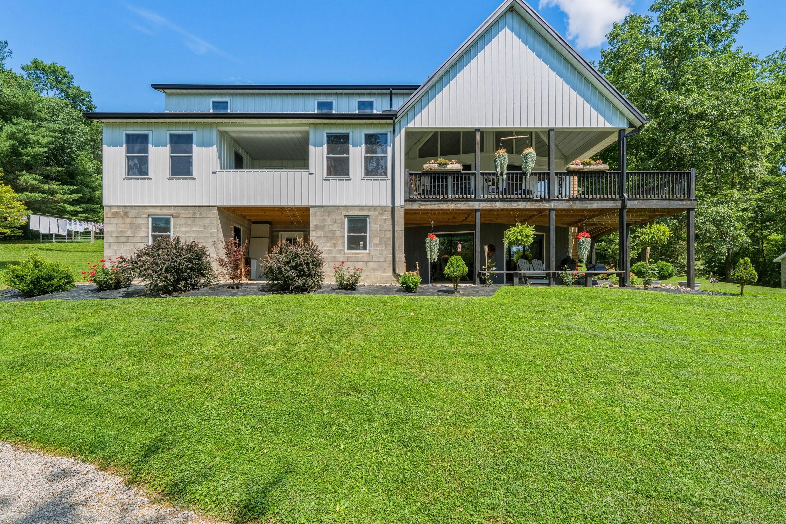 65087 Rowland Road Property Photo 10