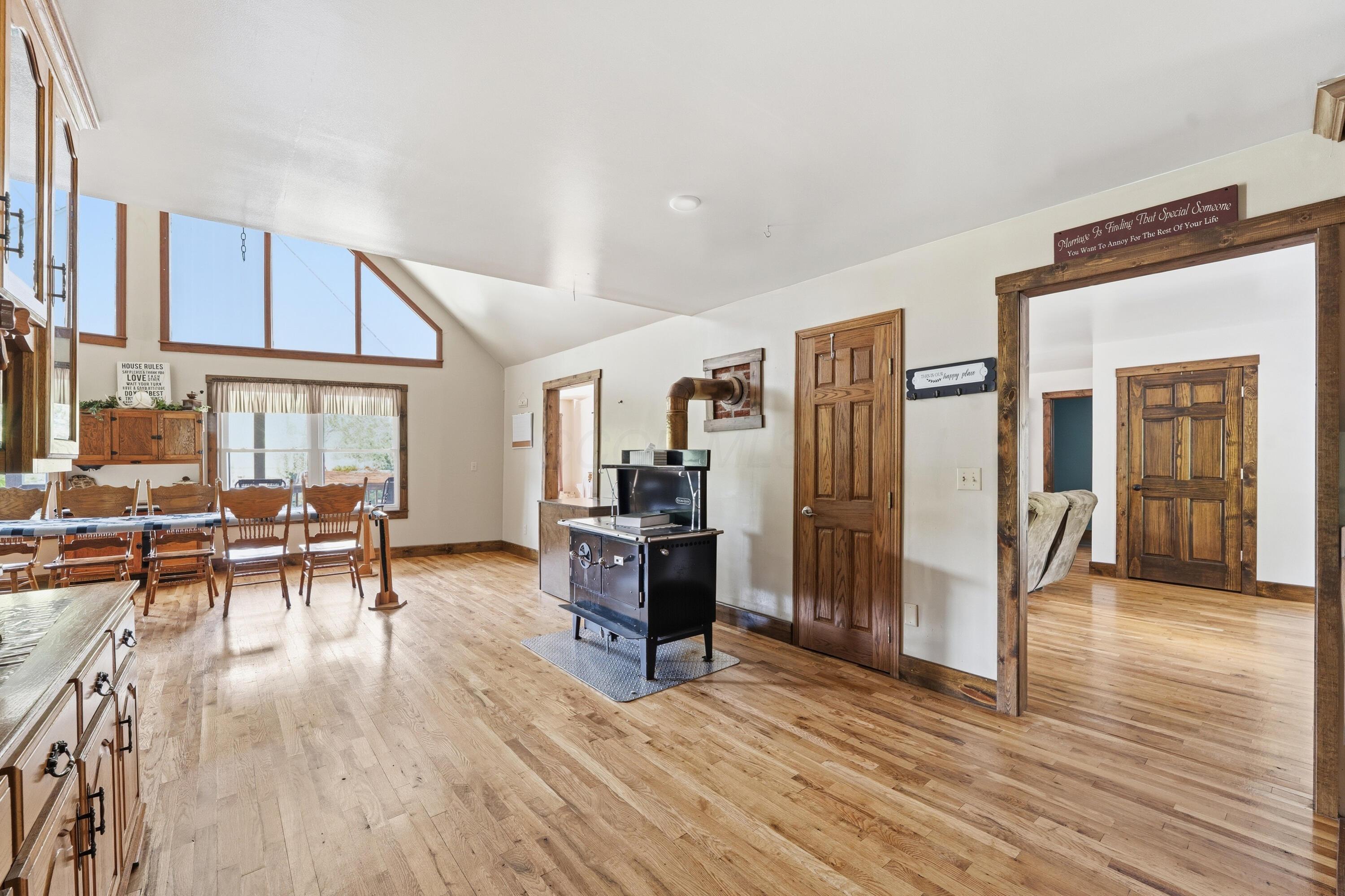 65087 Rowland Road Property Photo 18
