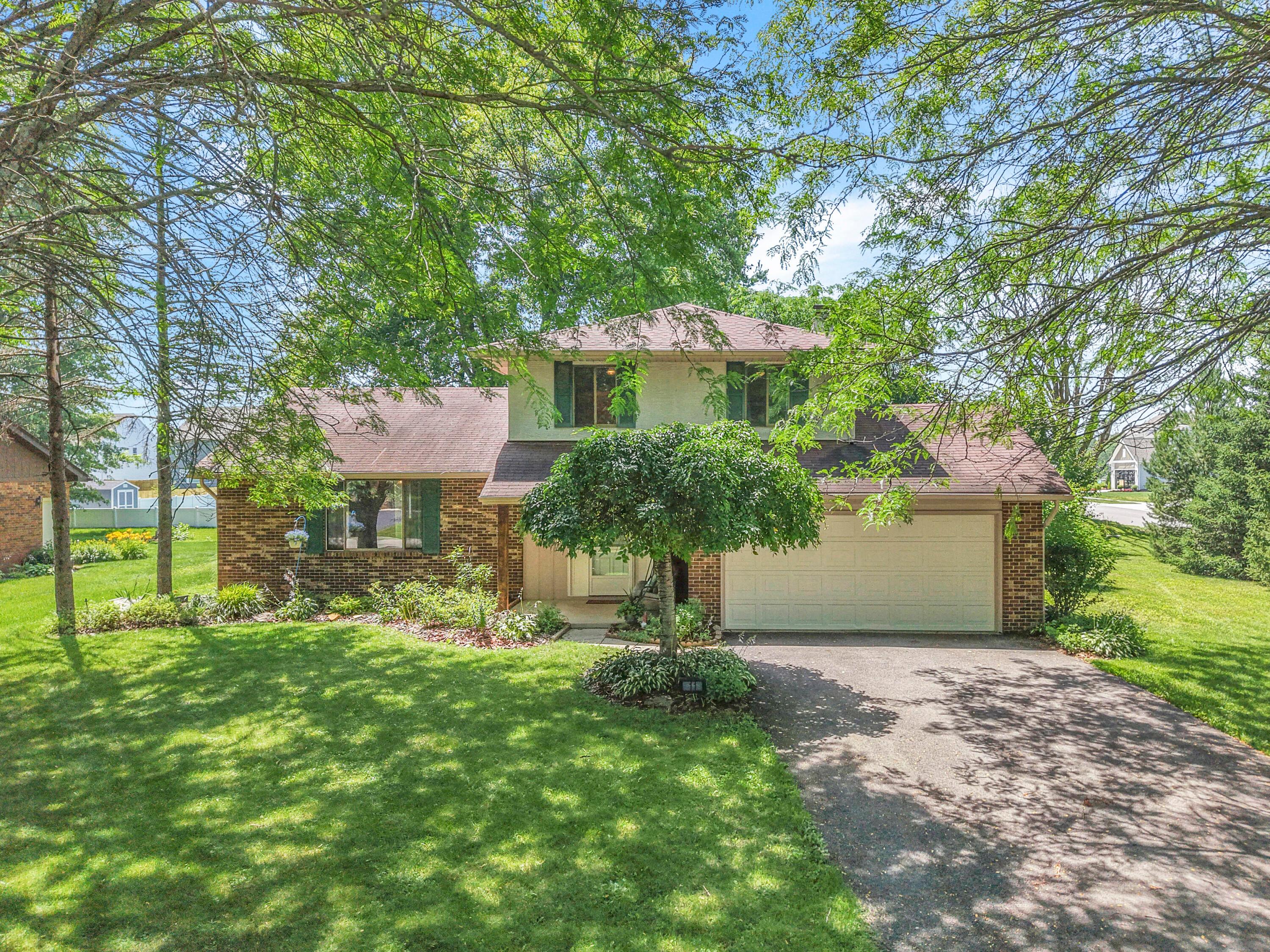 11 Roma Court Sw Property Photo 1