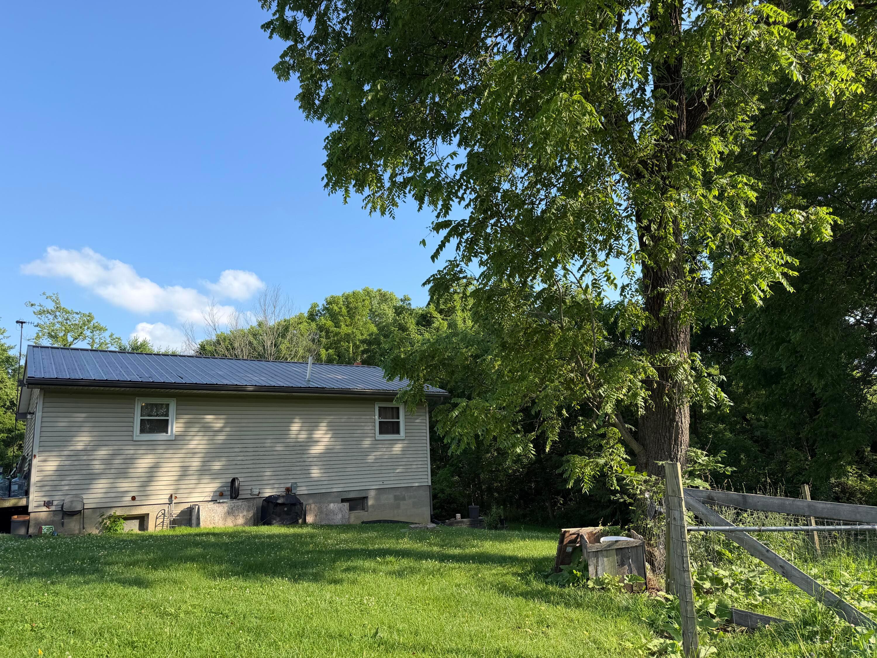 4975 Stiers Lane Property Photo 4