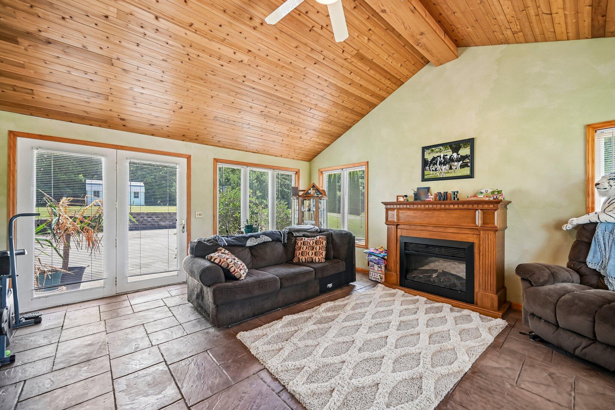3357 County Road 18 Property Photo 16