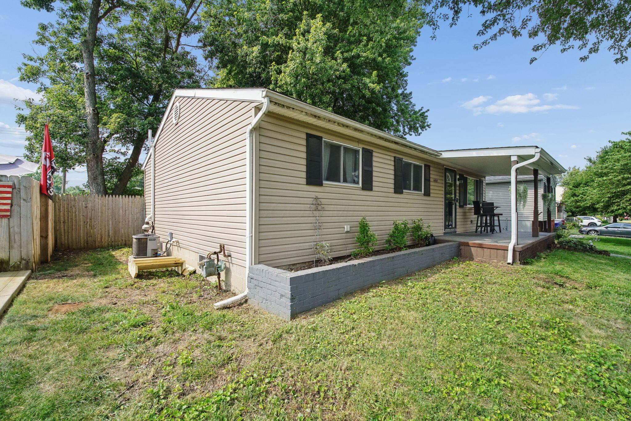 4965 Attica Drive Property Photo 4