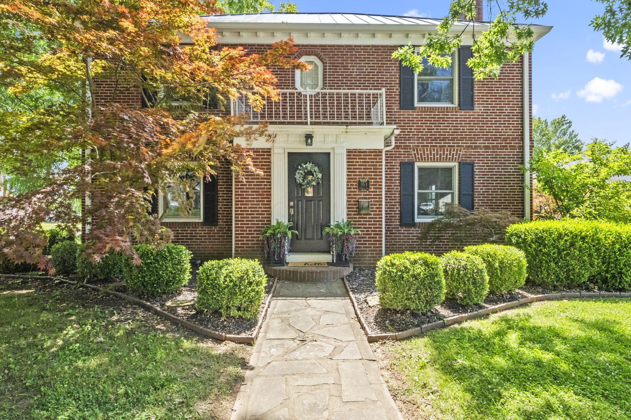 353 Fairway Avenue