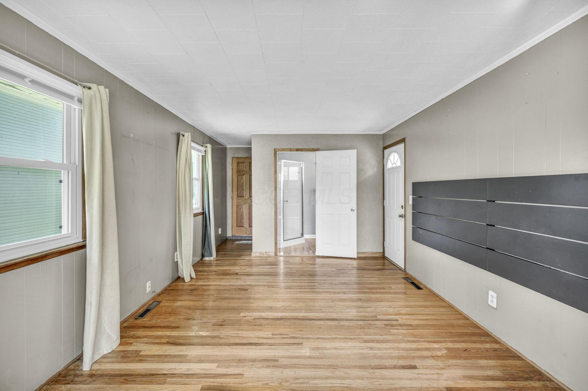 246 Kenmore Avenue Property Photo 12