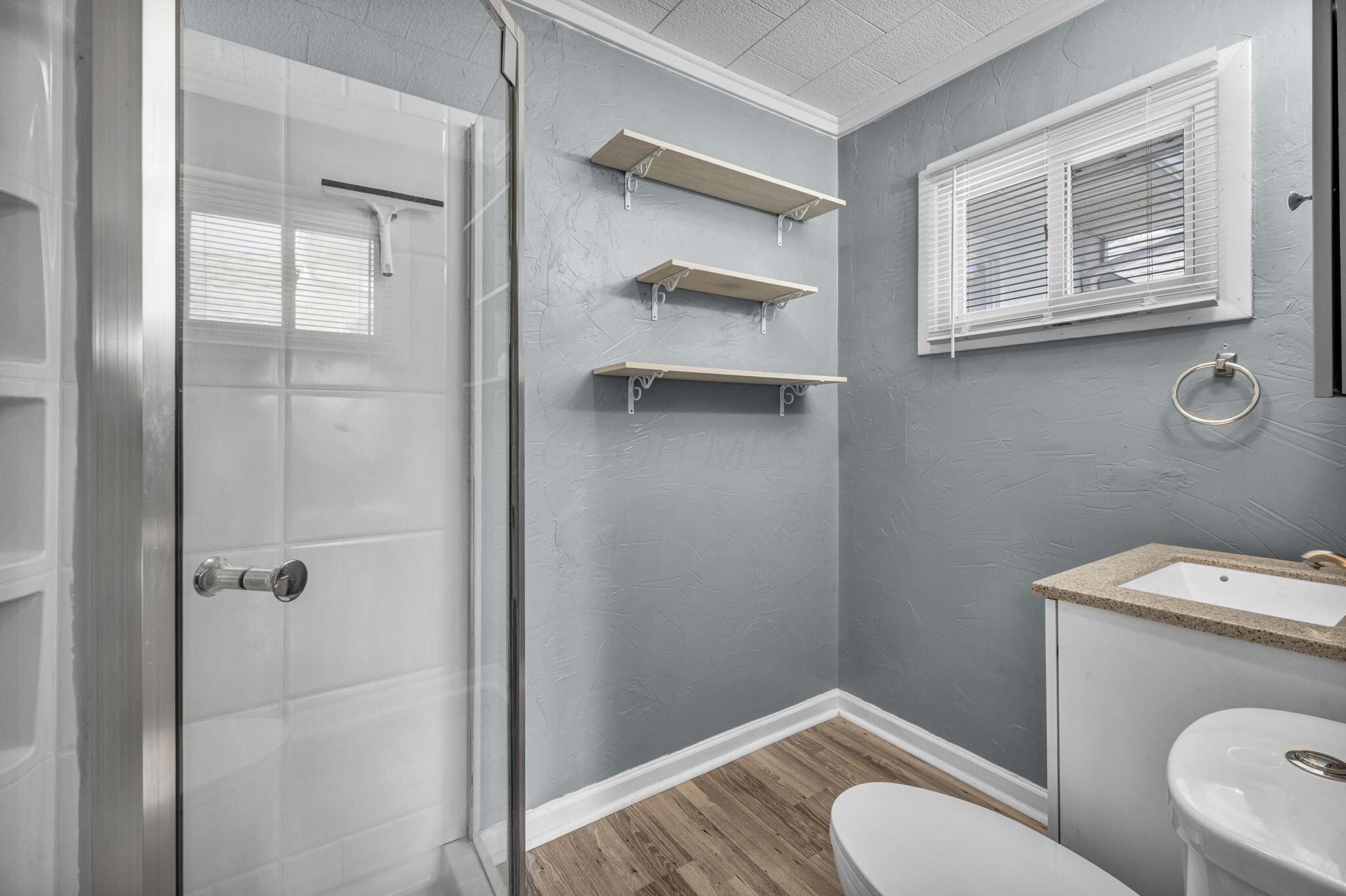 246 Kenmore Avenue Property Photo 23
