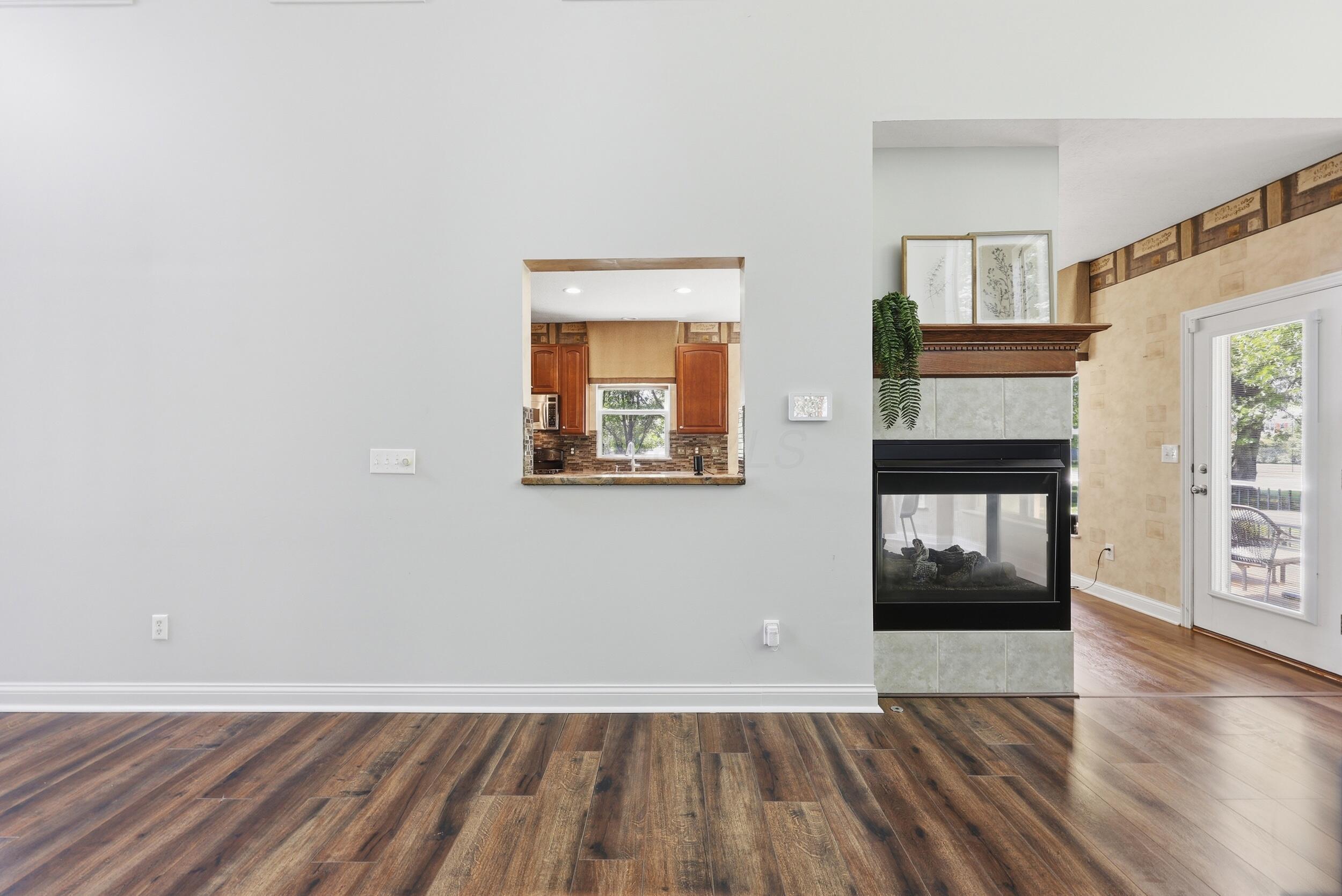 6981 Upper Cambridge Way Property Photo 17