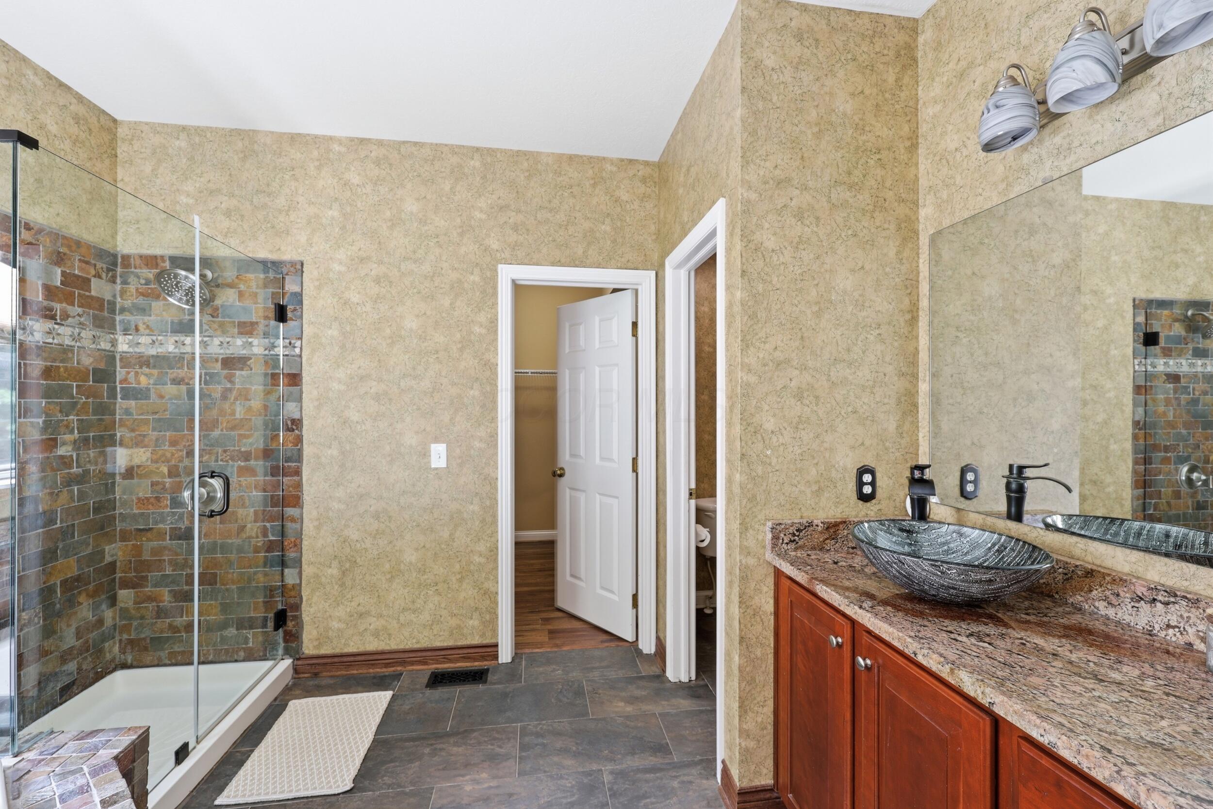 6981 Upper Cambridge Way Property Photo 23