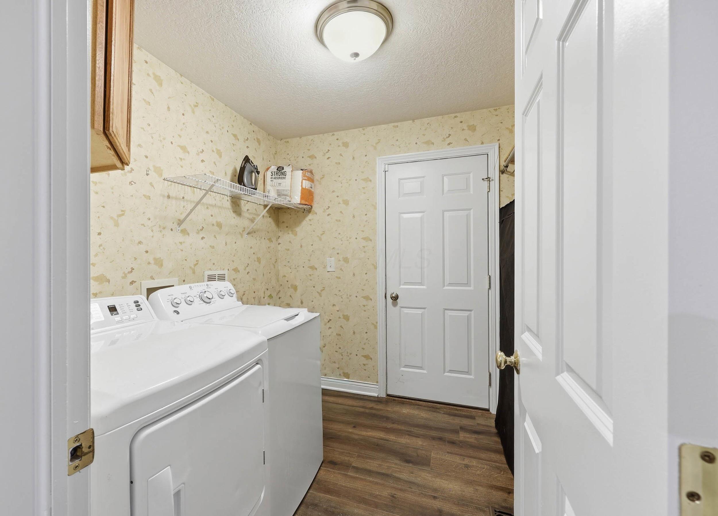 6981 Upper Cambridge Way Property Photo 28