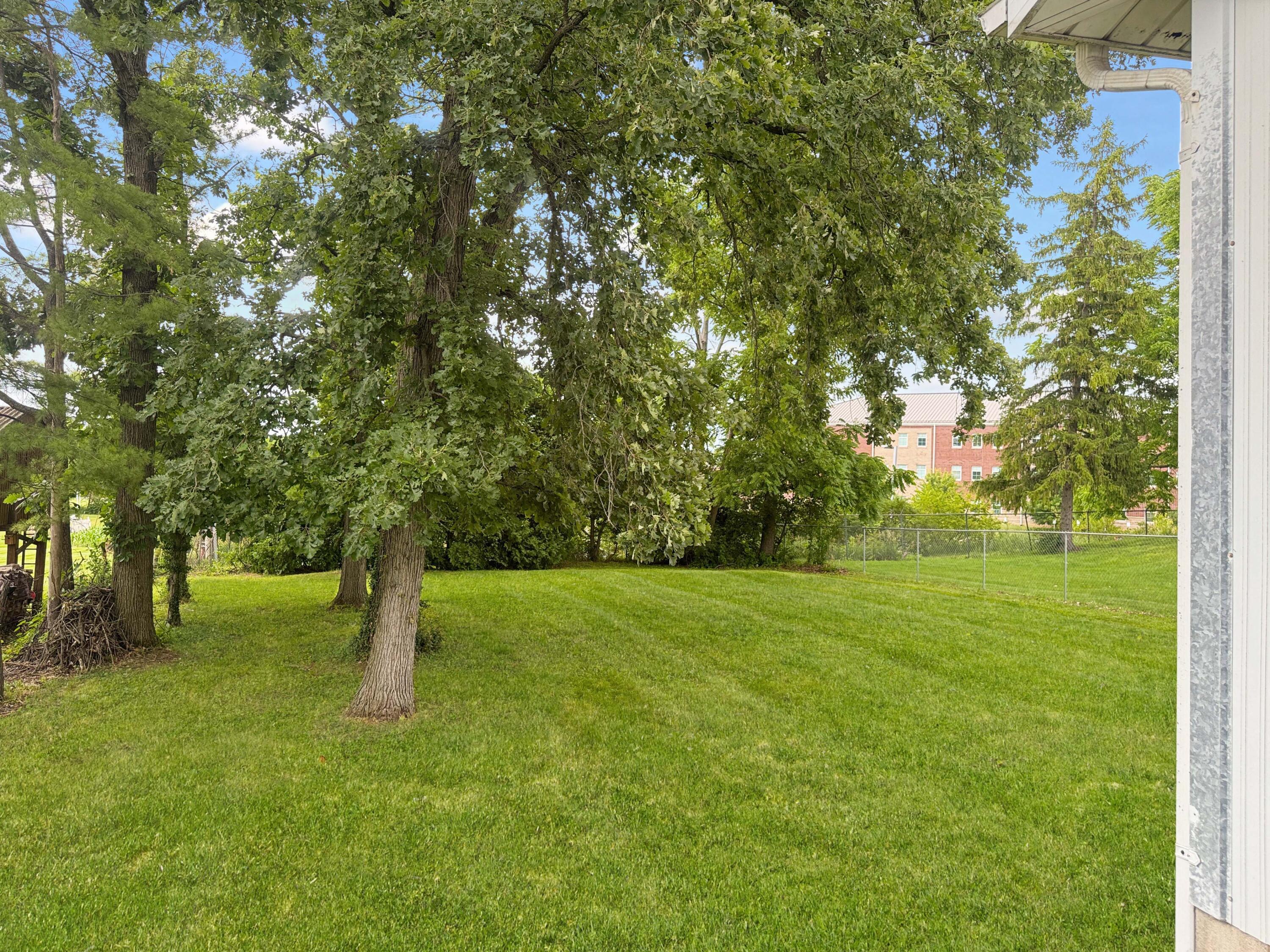 218 W Main Street Property Photo 82