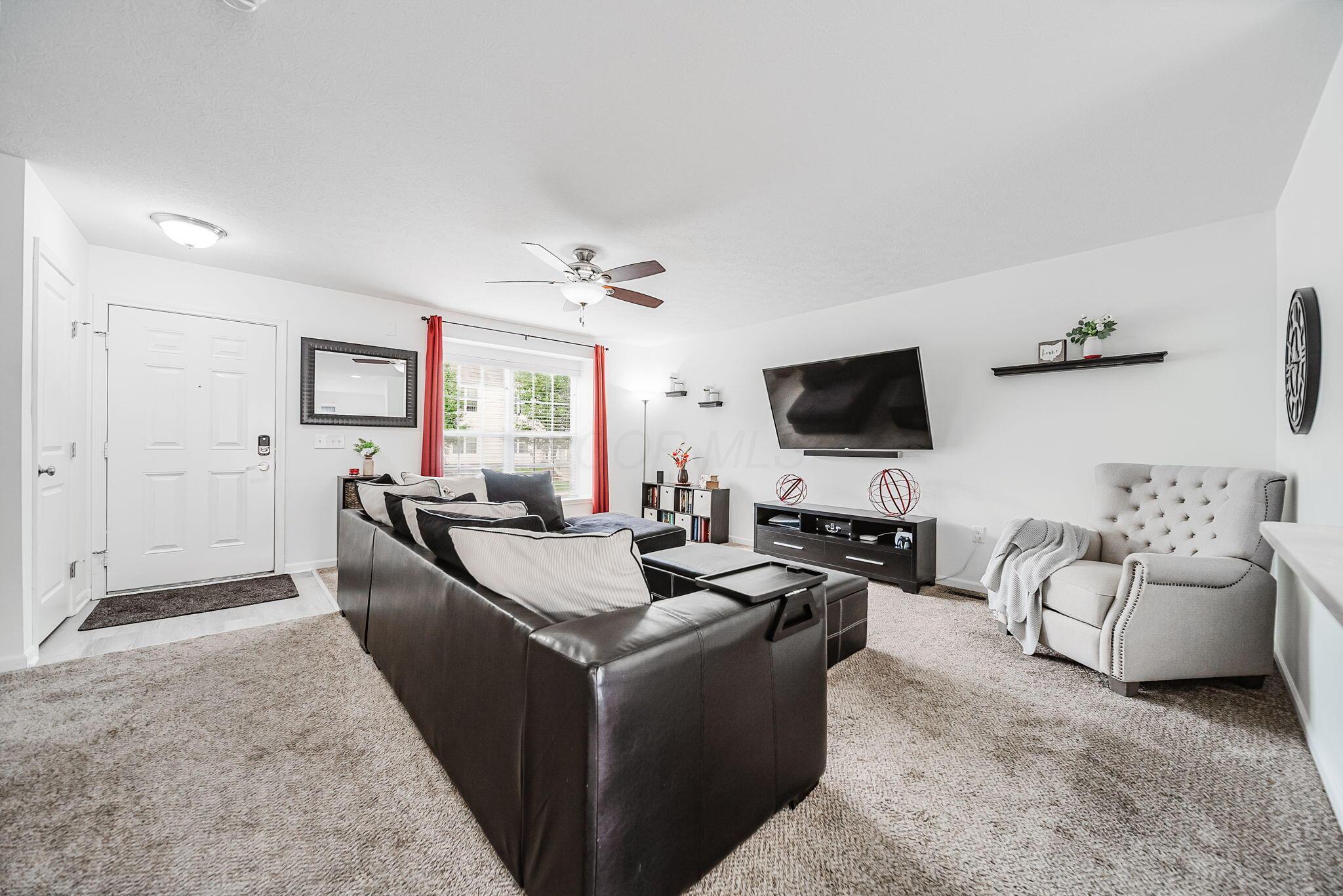 6186 Needletail Road Property Photo 6