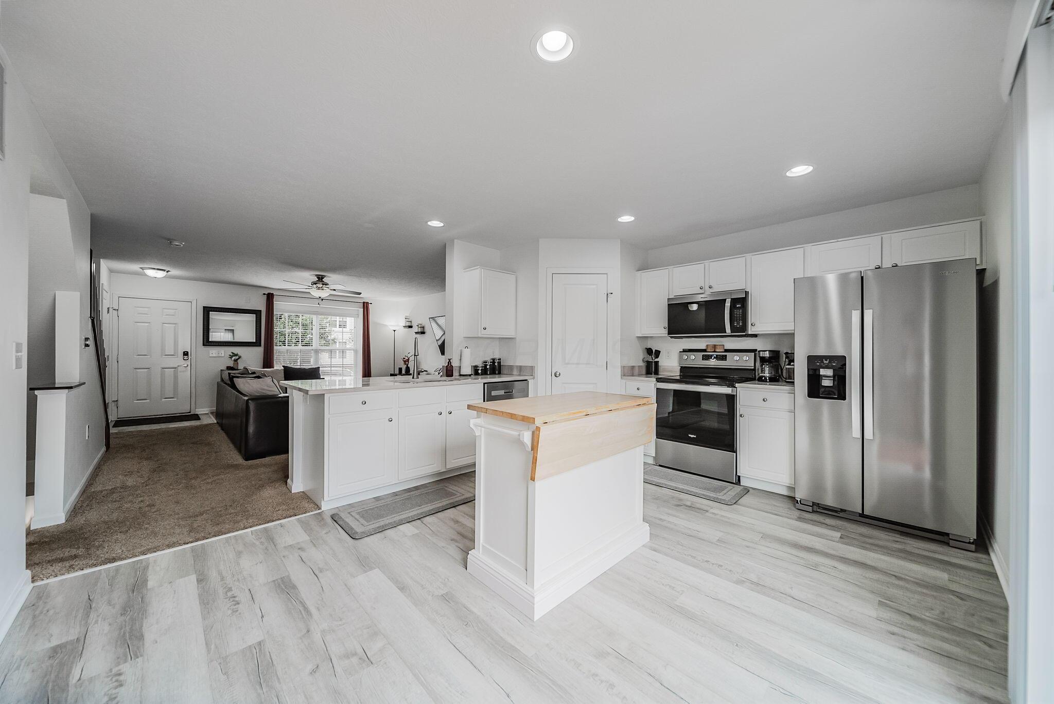 6186 Needletail Road Property Photo 7