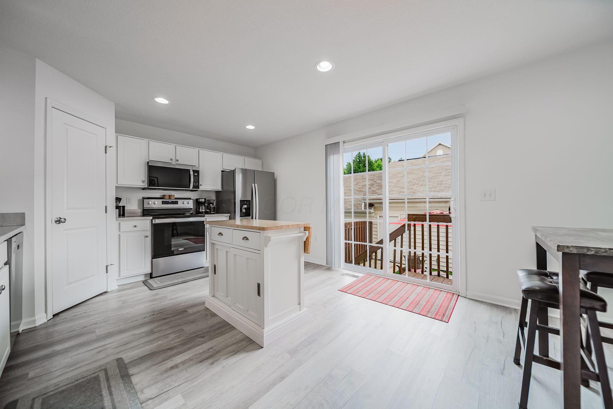 6186 Needletail Road Property Photo 11