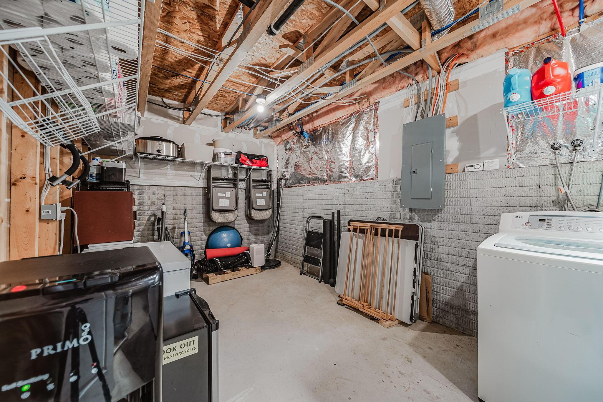 6186 Needletail Road Property Photo 28
