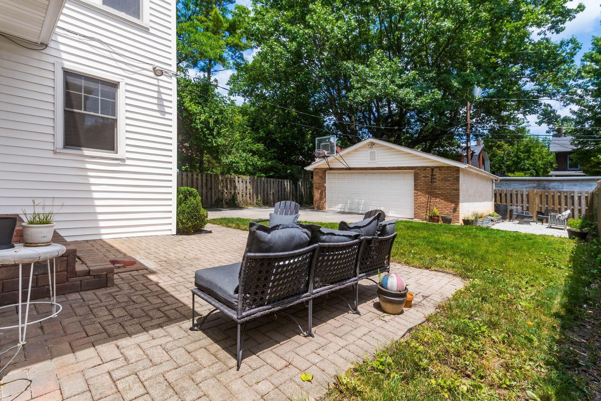 30 S Dawson Avenue Property Photo 7