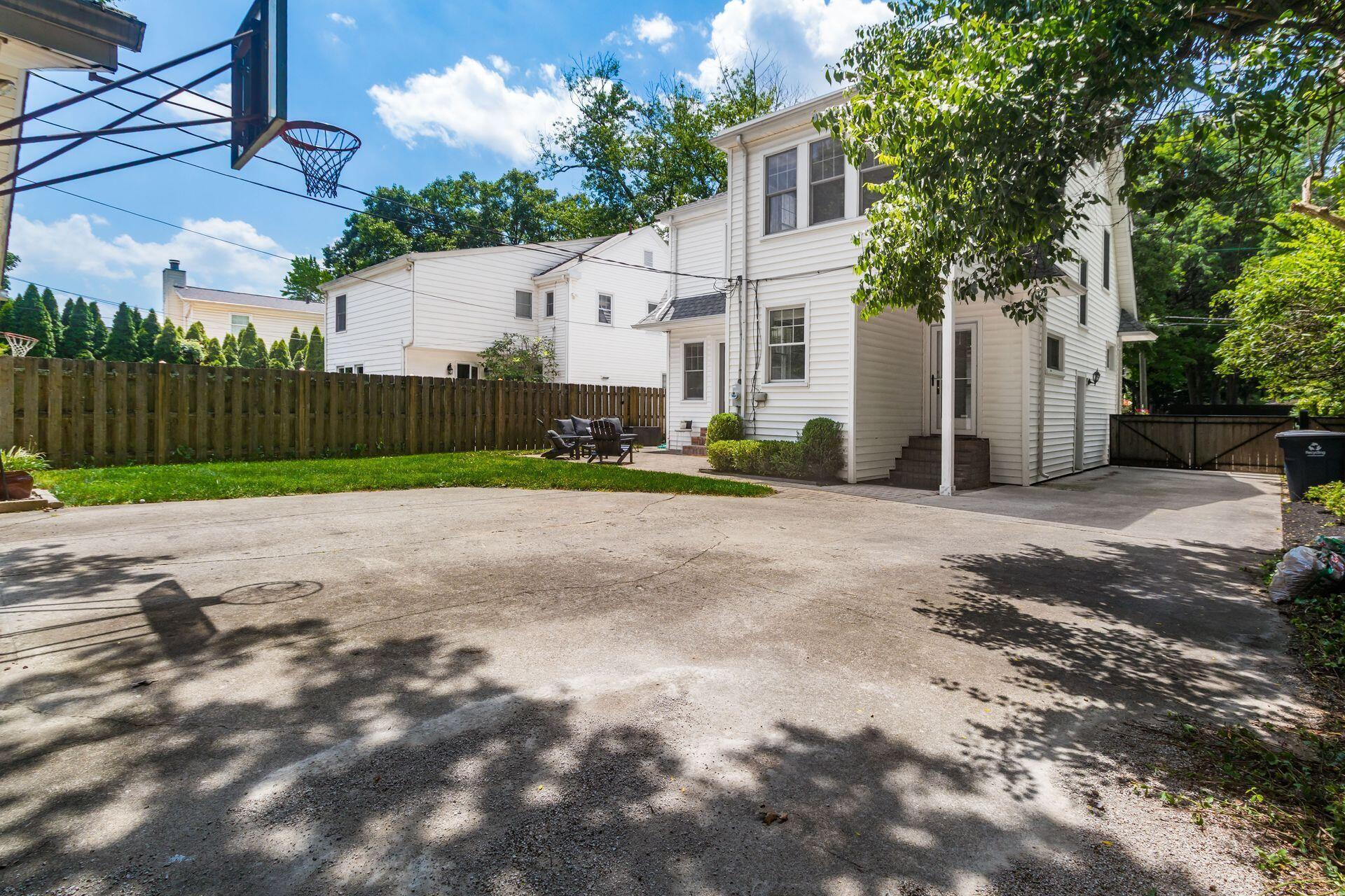 30 S Dawson Avenue Property Photo 10