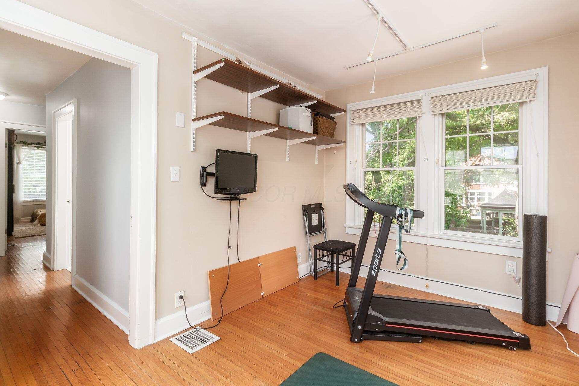 30 S Dawson Avenue Property Photo 32