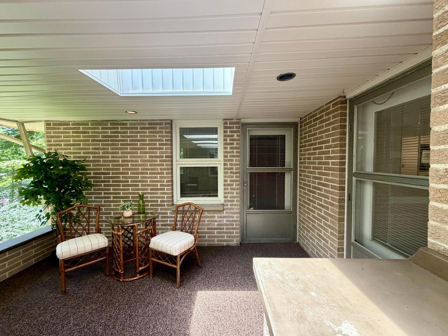348 Shannon Drive Property Photo 17
