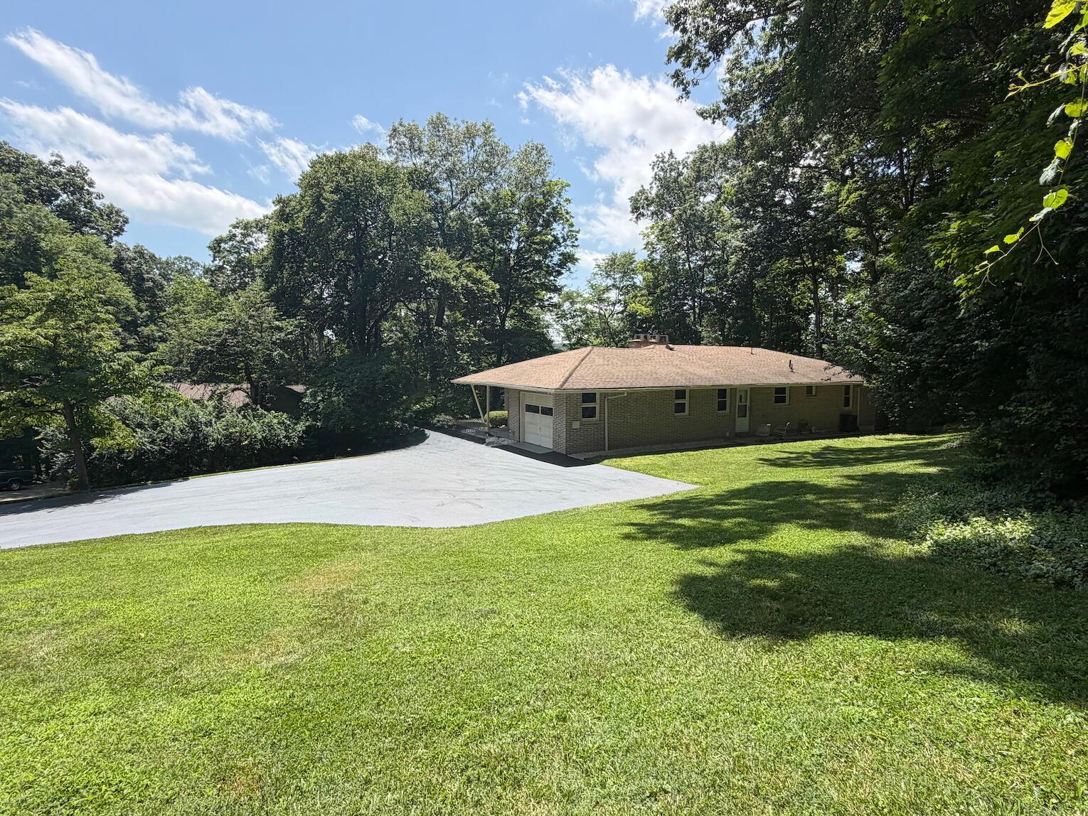 348 Shannon Drive Property Photo 49