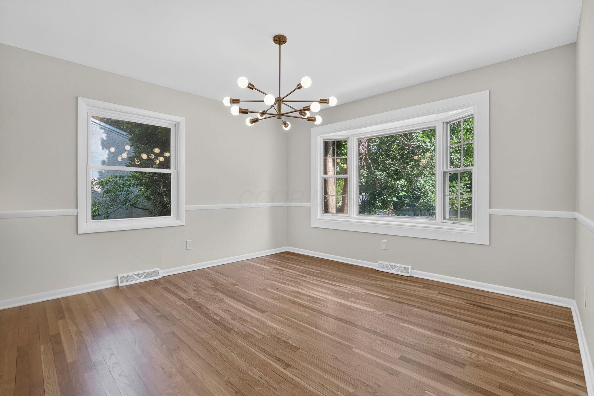 201 Chaucer Court Property Photo 6