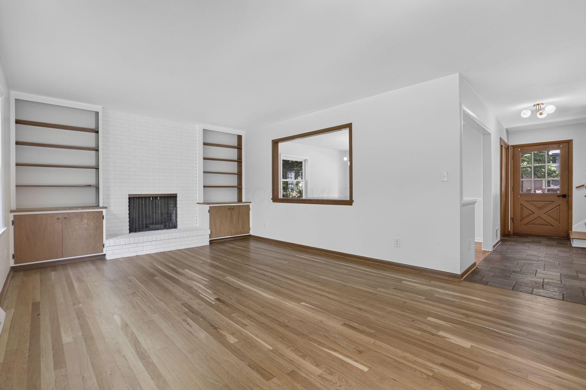 201 Chaucer Court Property Photo 11