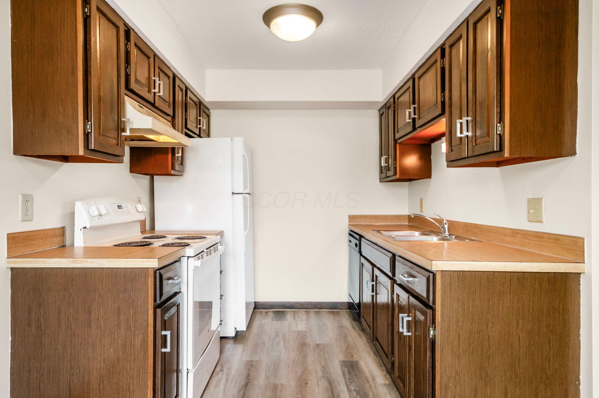 432 Edinburgh Road Property Photo 11