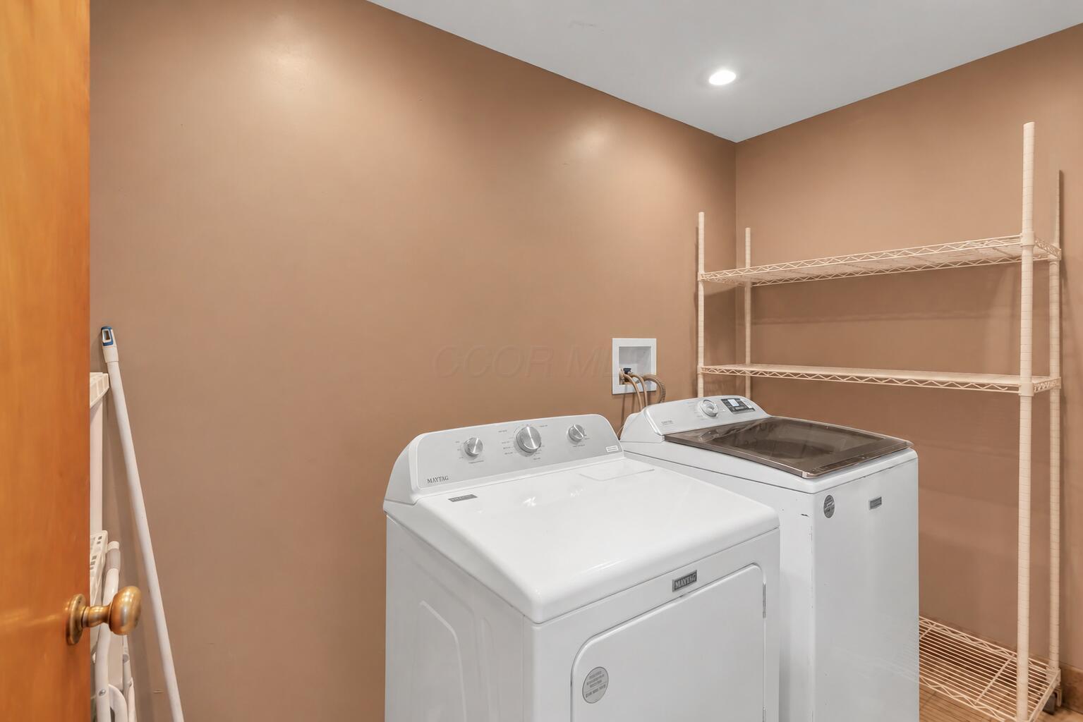 521 E Johnstown Road Property Photo 19