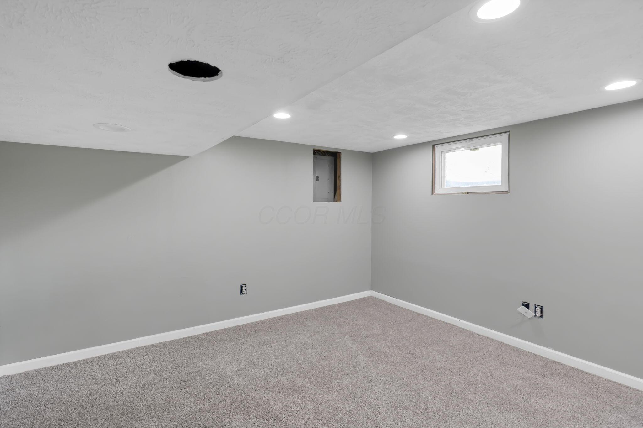 521 E Johnstown Road Property Photo 23