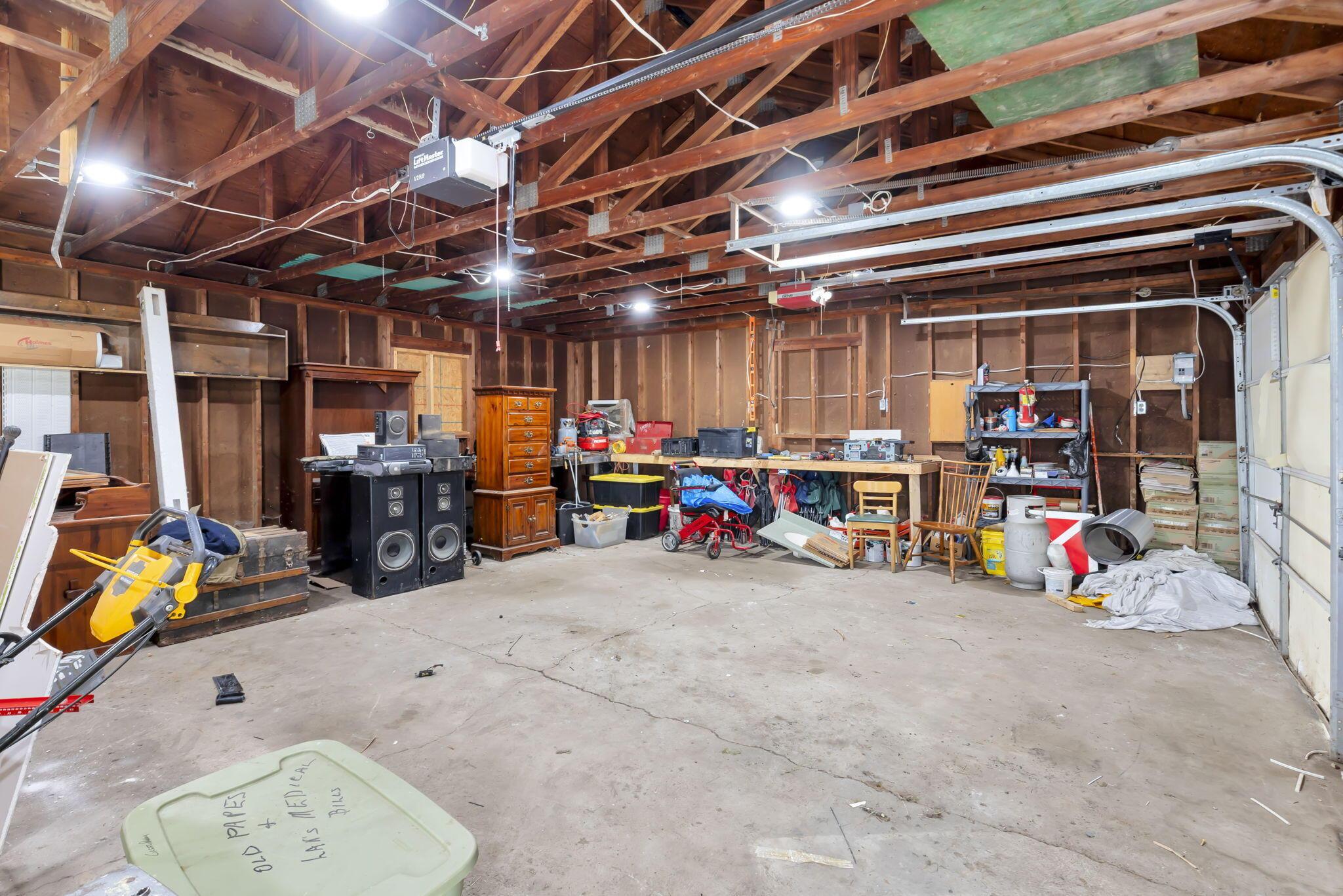 521 E Johnstown Road Property Photo 32