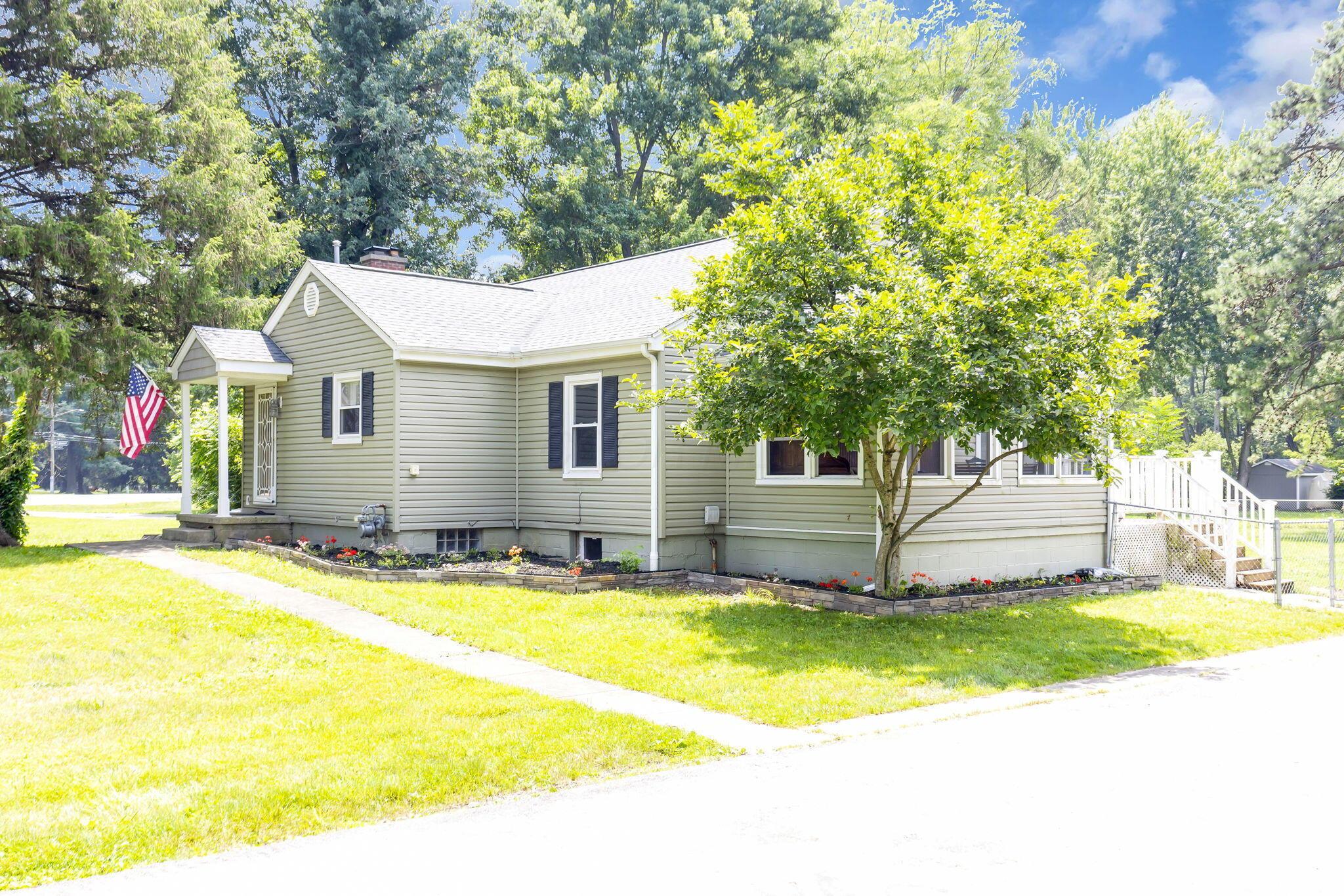 521 E Johnstown Road Property Photo 35