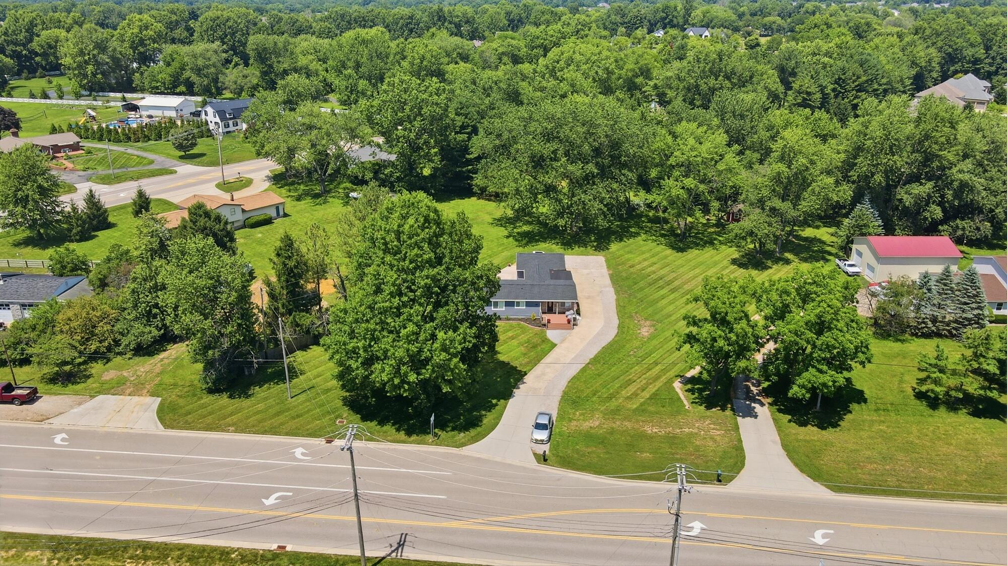 6401 Big Walnut Road Property Photo 4