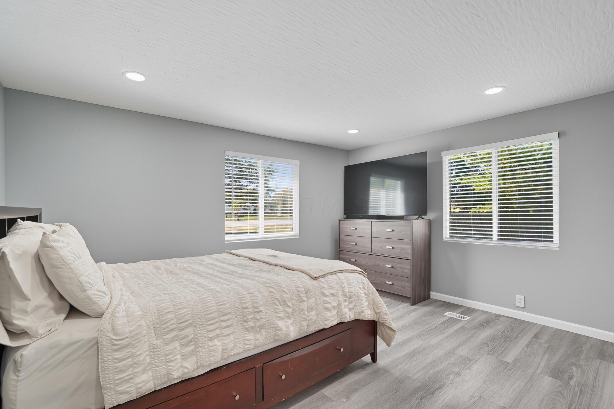6401 Big Walnut Road Property Photo 17