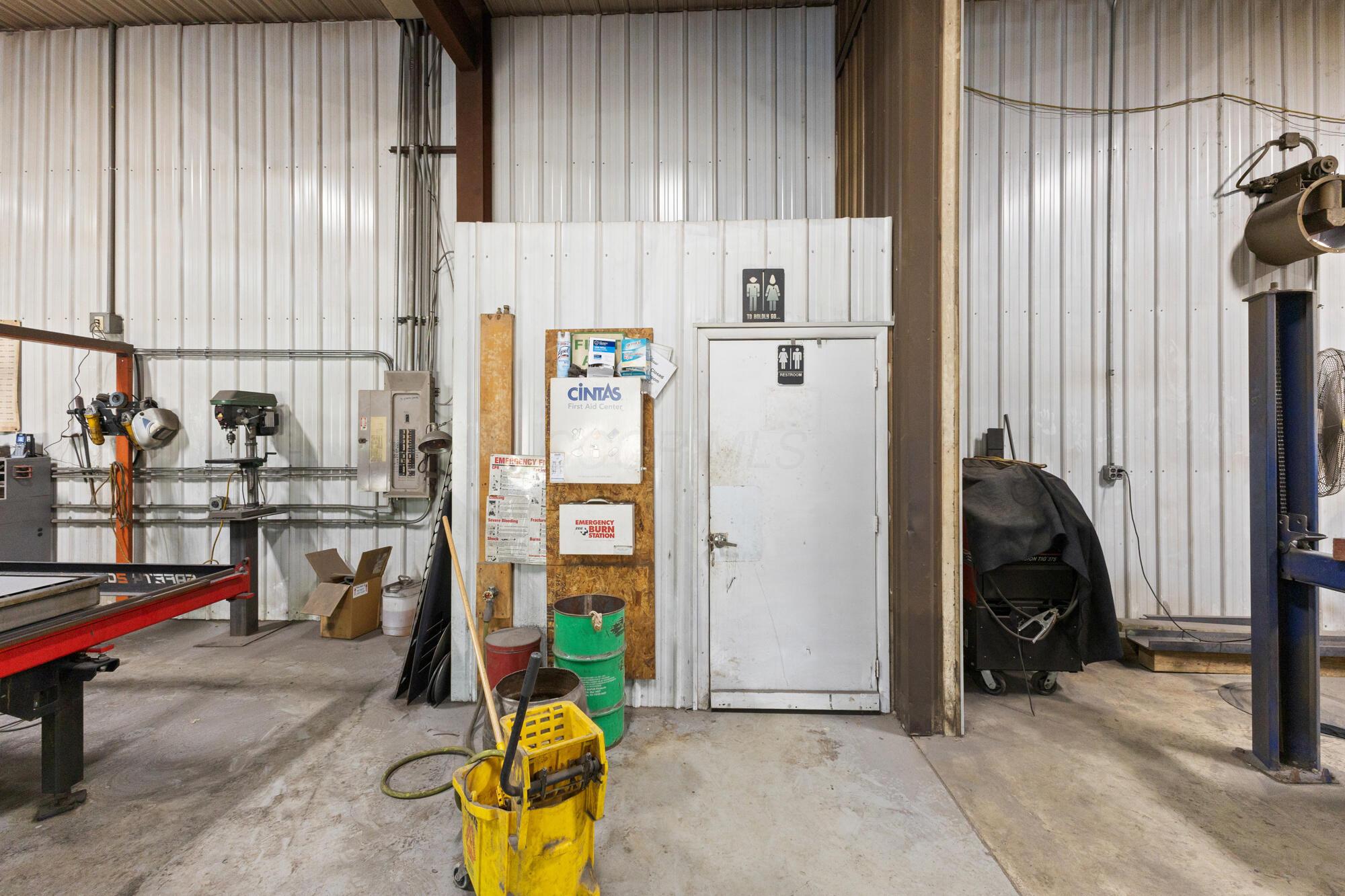 37062 Hocking Drive Property Photo 19